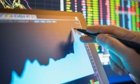国投证券给予紫光股份买入评级，提升算力联接“双基石”全栈能力，资产购买进展顺利